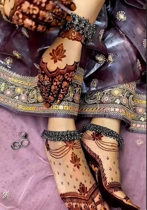 Signature Silver Payal (Pair)